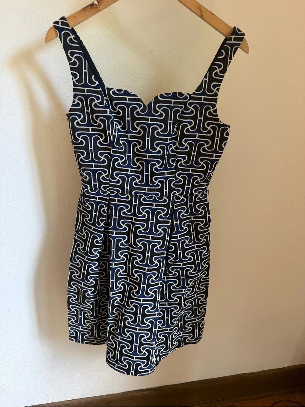 Trina Turk Geometric Mini Dress in Blue & White Size 2 NWT